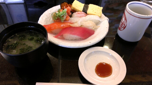 室蘭駅前 ちょいす にてランチ てつの出来事